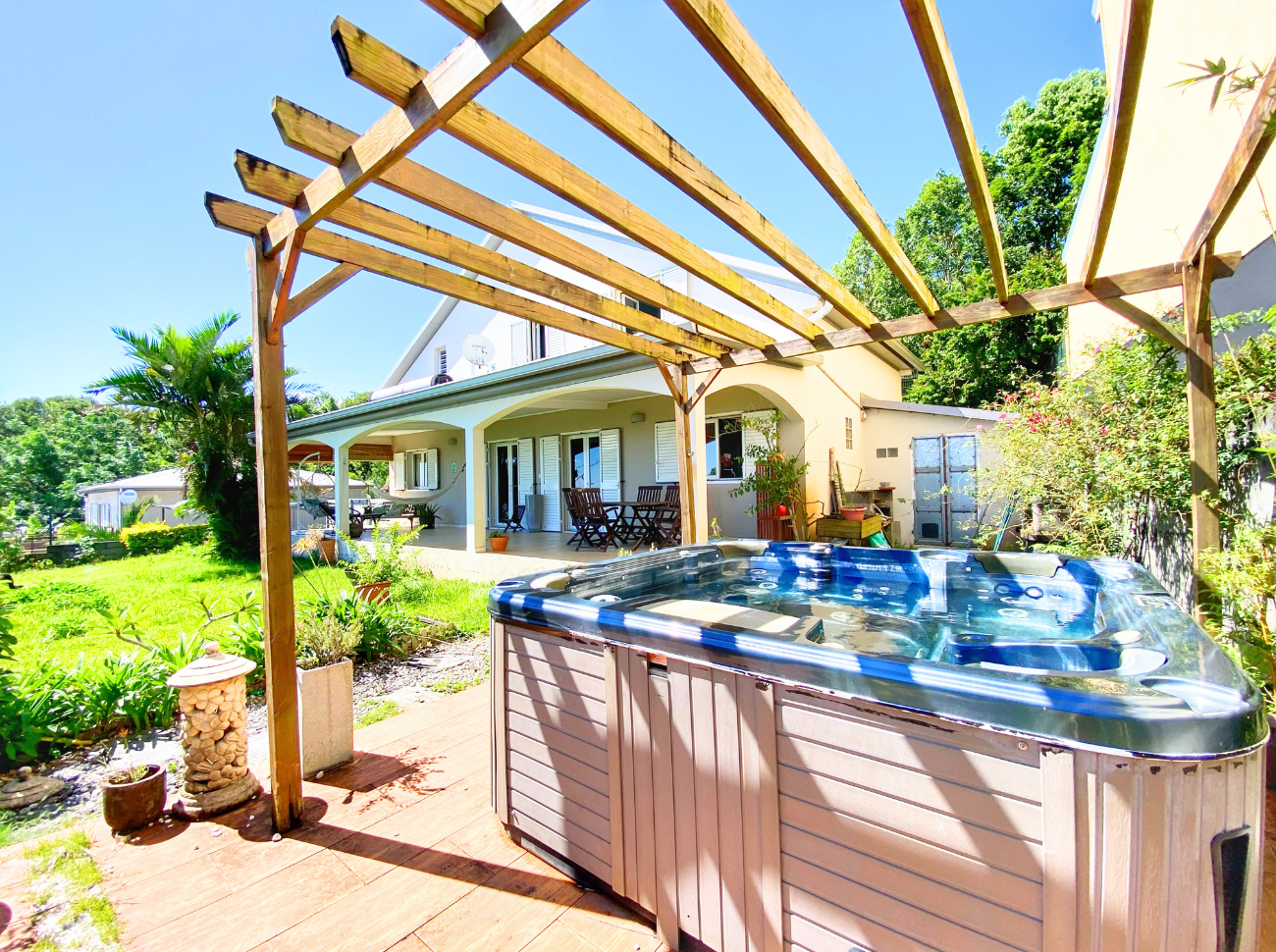 Maison F4/5 3 chambres avec jaccuzi 170m2 utiles 500m2 de terrain VUE MER - 1