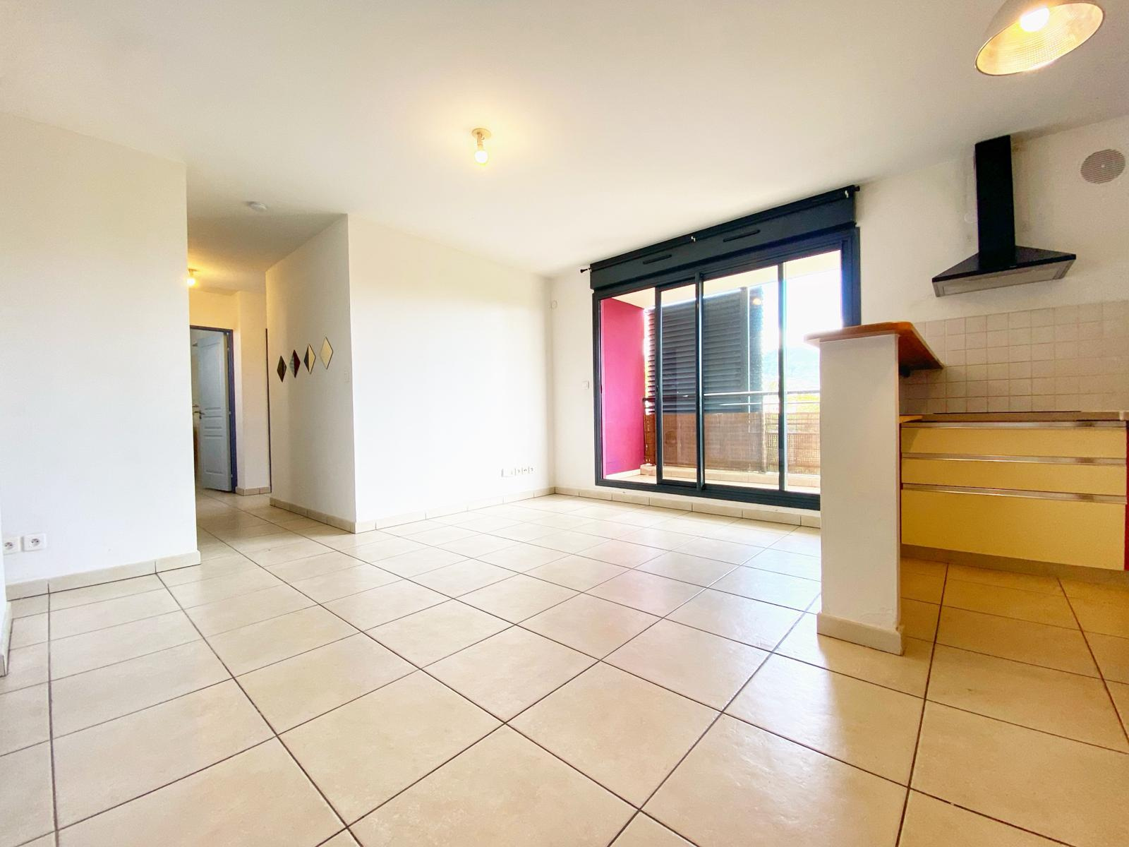 Appartement T3 - Vue mer et montagne - Libre - 1