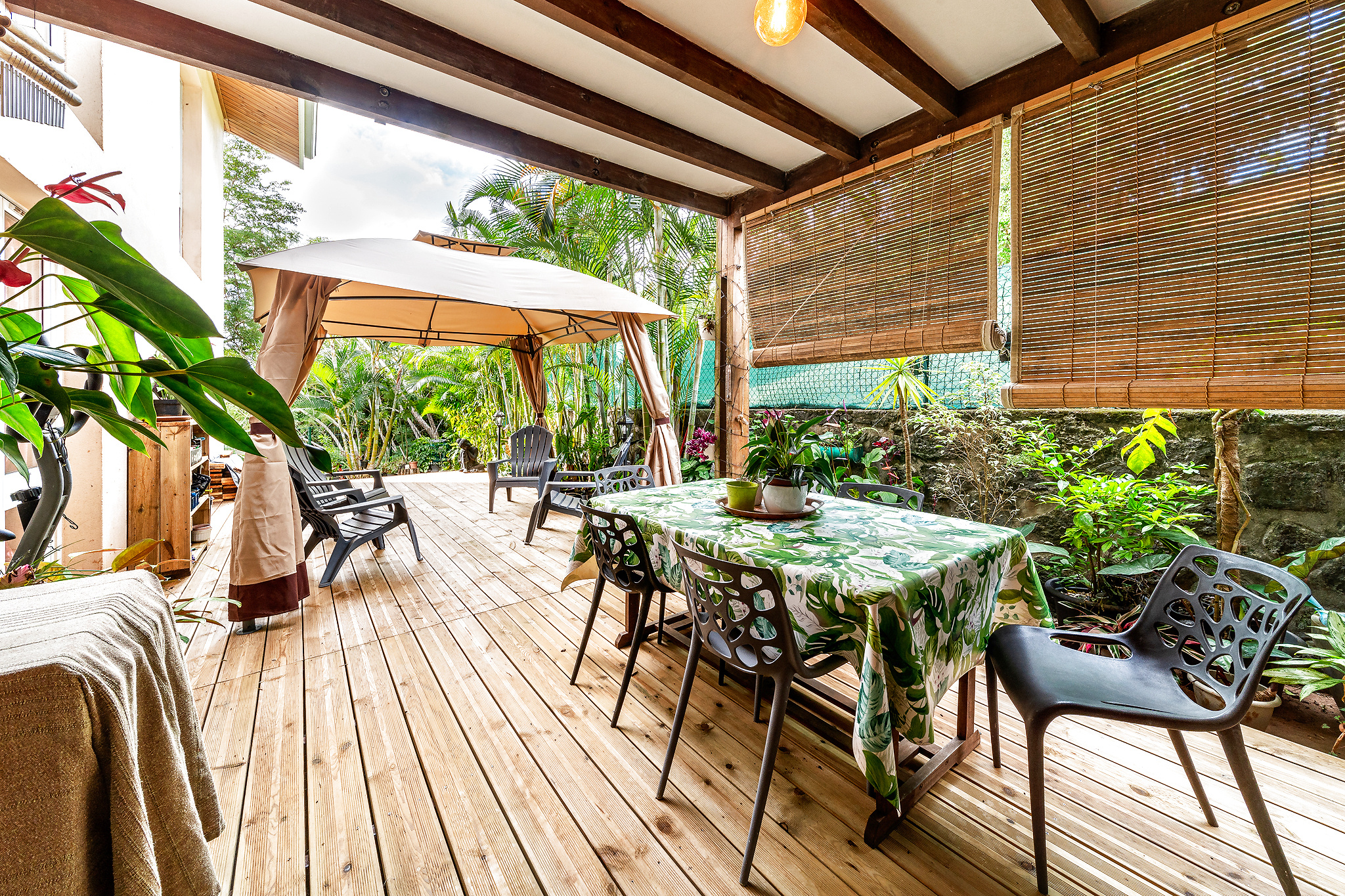 T3 avec grand jardin de 80m2 - LA MONTAGNE - Coup de Coeur - 2 parkings - 1