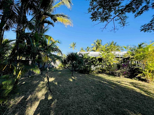 EN EXCLUSIVITE RARE SUR LE SECTEUR DE SAINT GILLES LES BAINS VILLA SUR UN TERRAIN DE 1250 m2