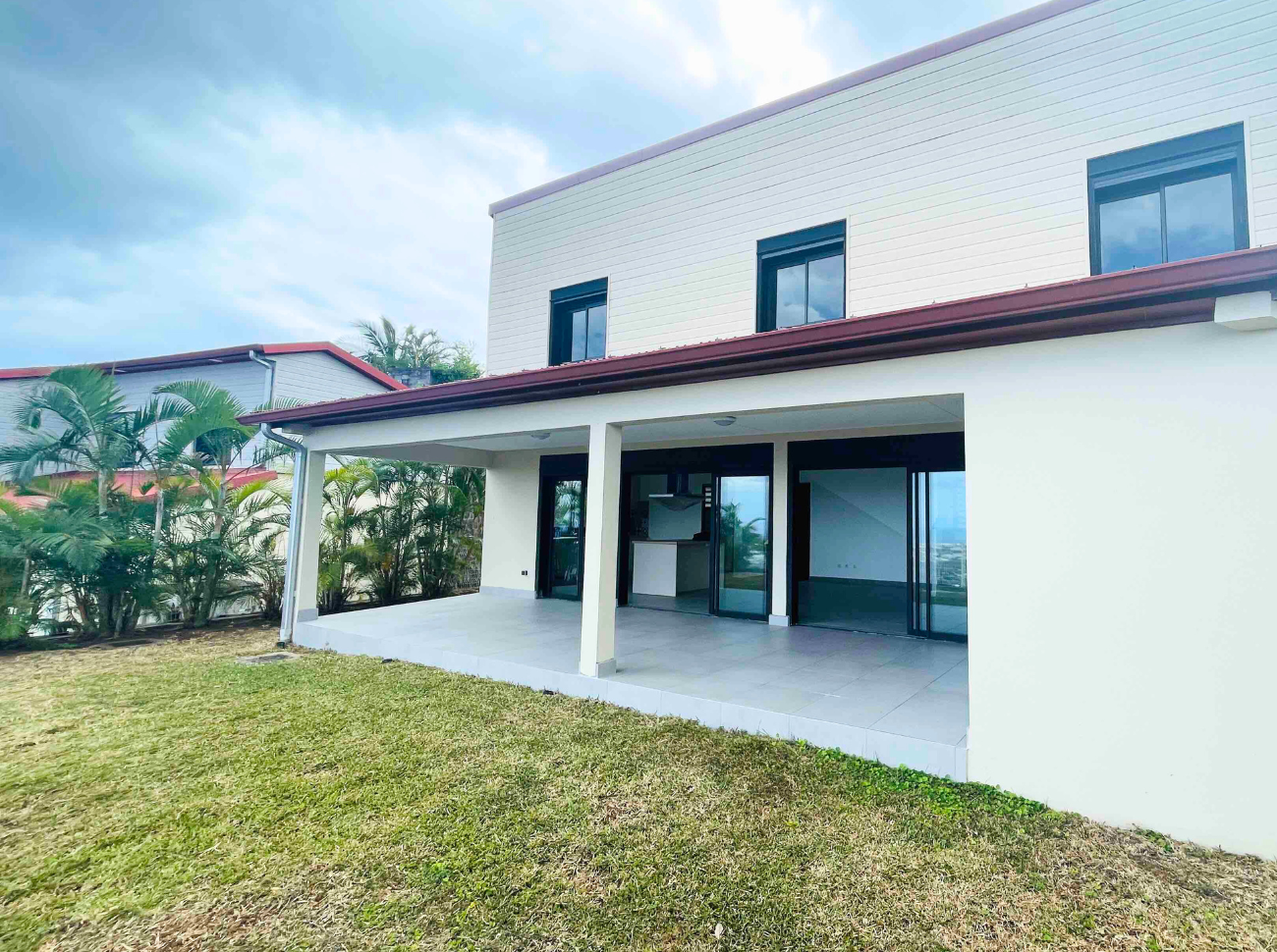 VILLA T5 VUE MER -  LA POSSESSION (QUARTIER RAVINE A MALHEUR) - 1
