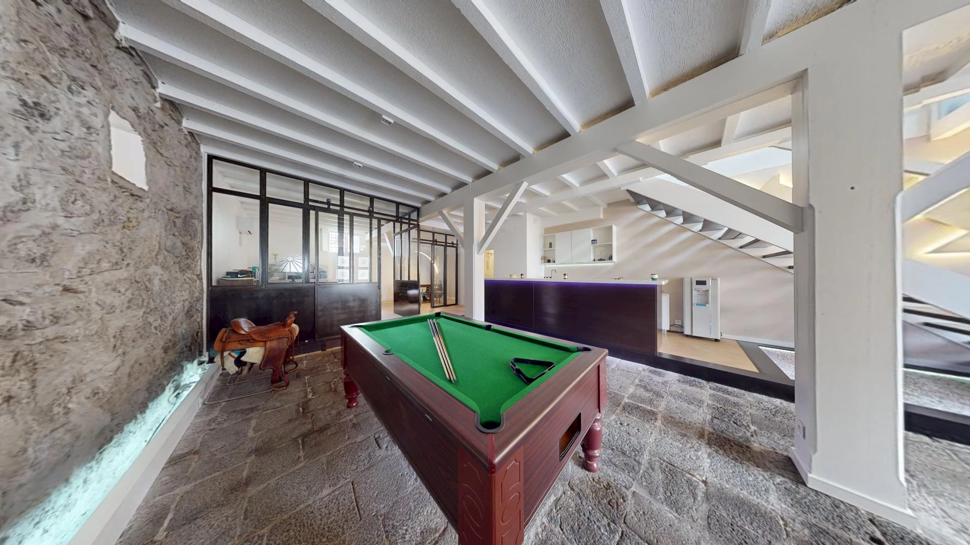VILLA - LOFT - CENTRE-VILLE DE SAINT DENIS - CARRE D'OR - Bien d'exception - 250 m2 habitables