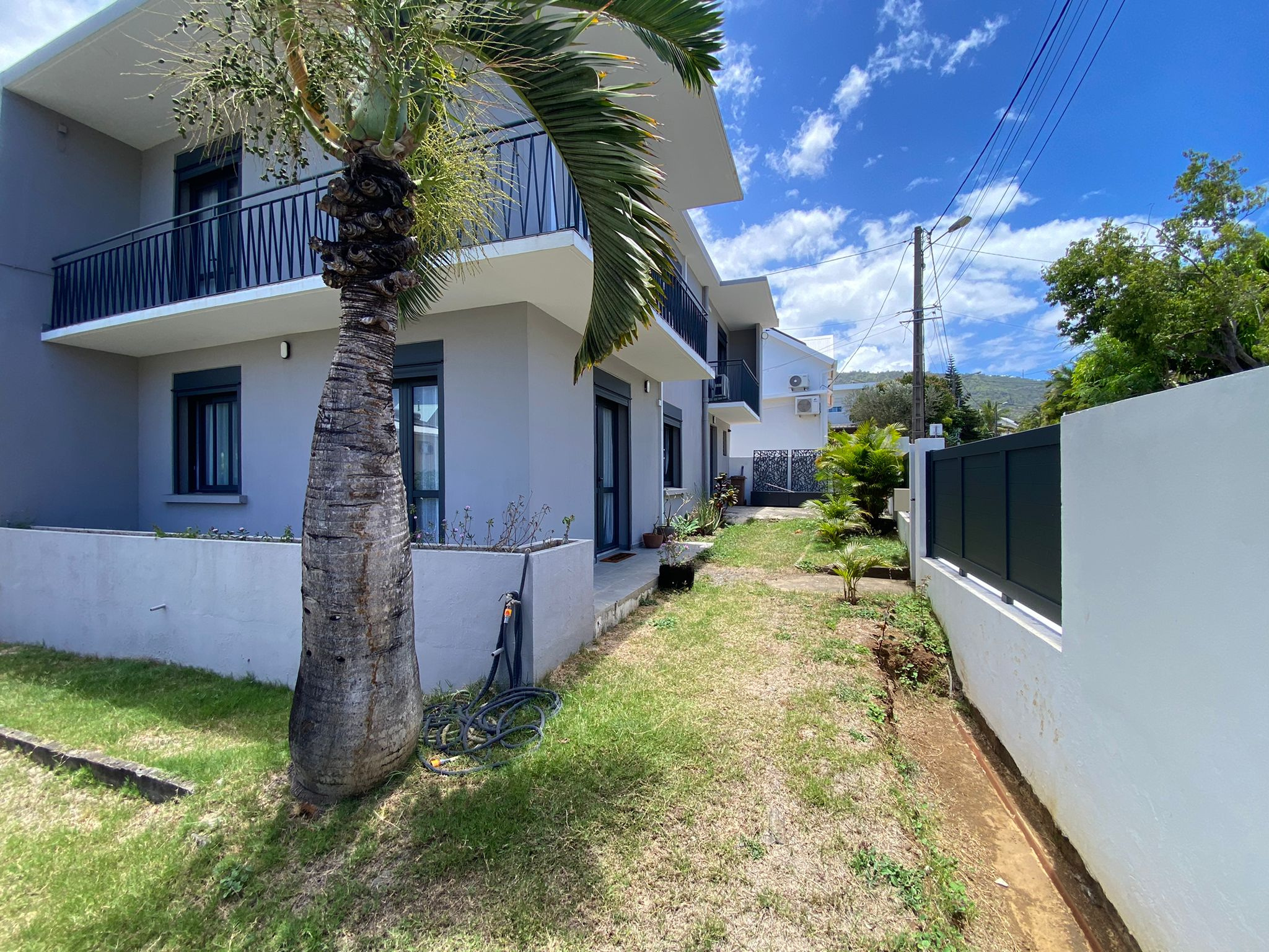 Maison T6 - 4 chambres - Rénovée - Libre - Bas de la providence - Proche du jardin de l'Etat