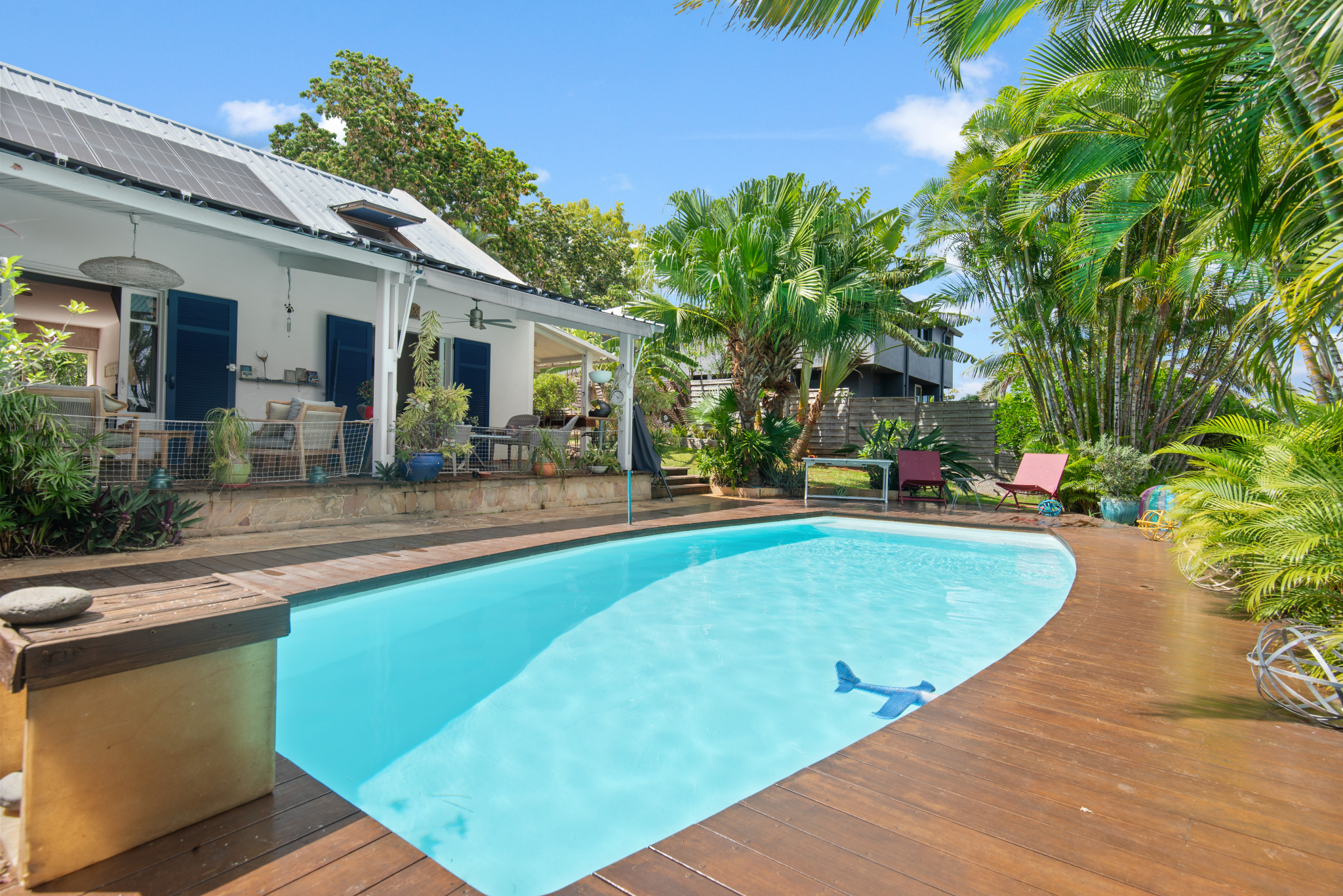 MAGNIFIQUE VILLA T4 AVEC PISCINE ET JACUZZI A LA POSSESSION - 1