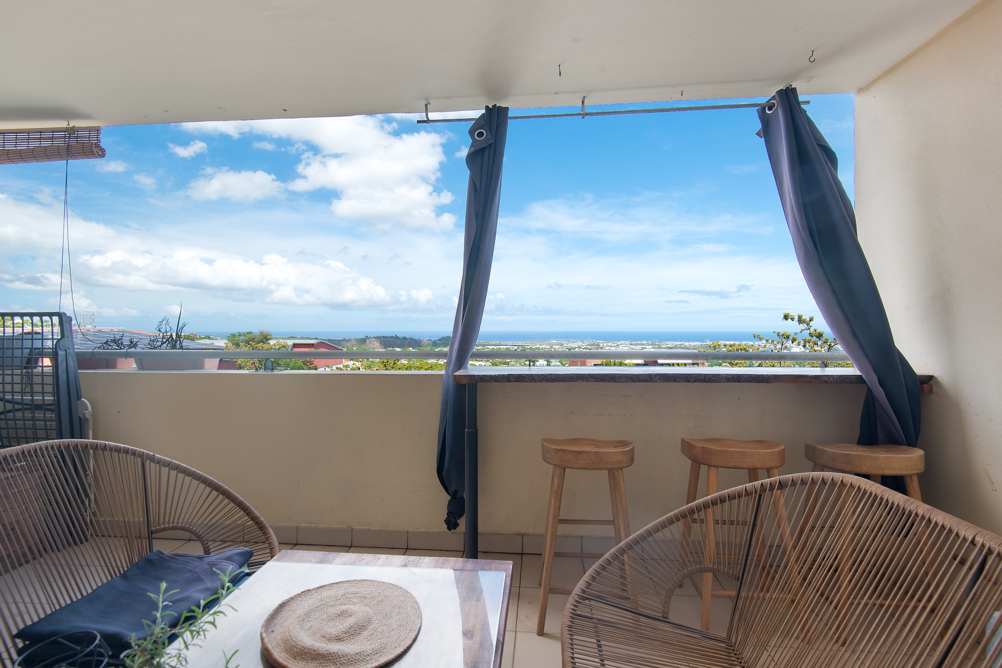 NOUVEAUTE A SAISIR APPARTEMENT DE 85 m2 SECTEUR MOULIN JOLI A LA POSSESSION - 1