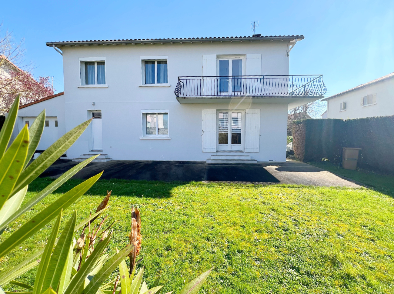 NIORT (CHAMPOMMIER) - Maison 5 pièces 155m2 - 1