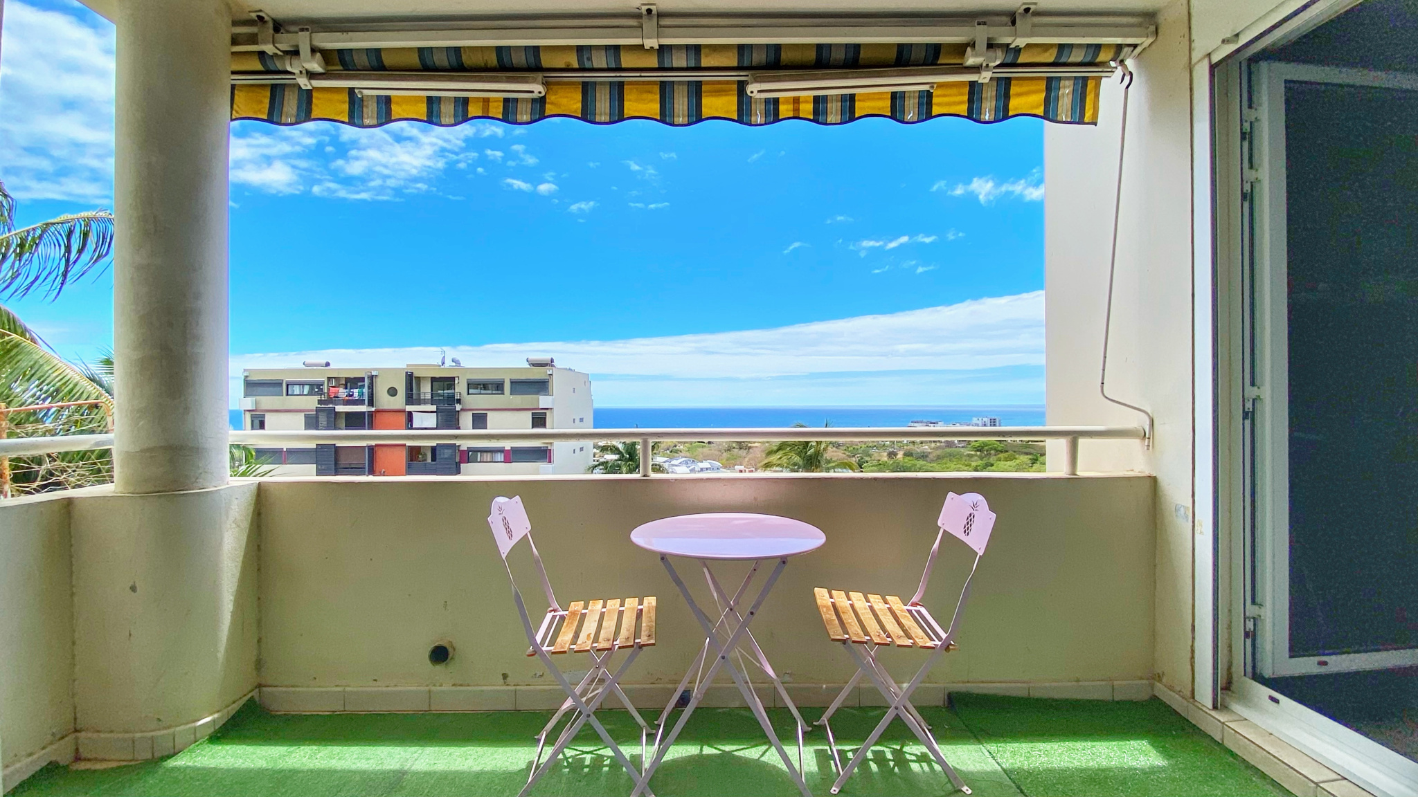 ST DENIS (MONTGAILLARD) - APPARTEMENT T2 LIBRE VUE MER - 1