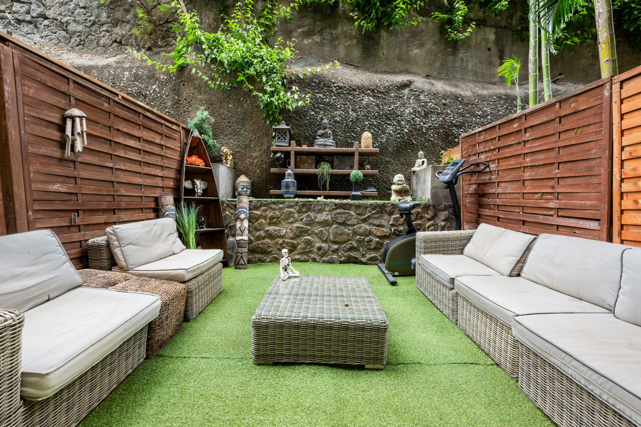 SAINT-DENIS (97400)   Studio libre 25m2 avec jardin privatif