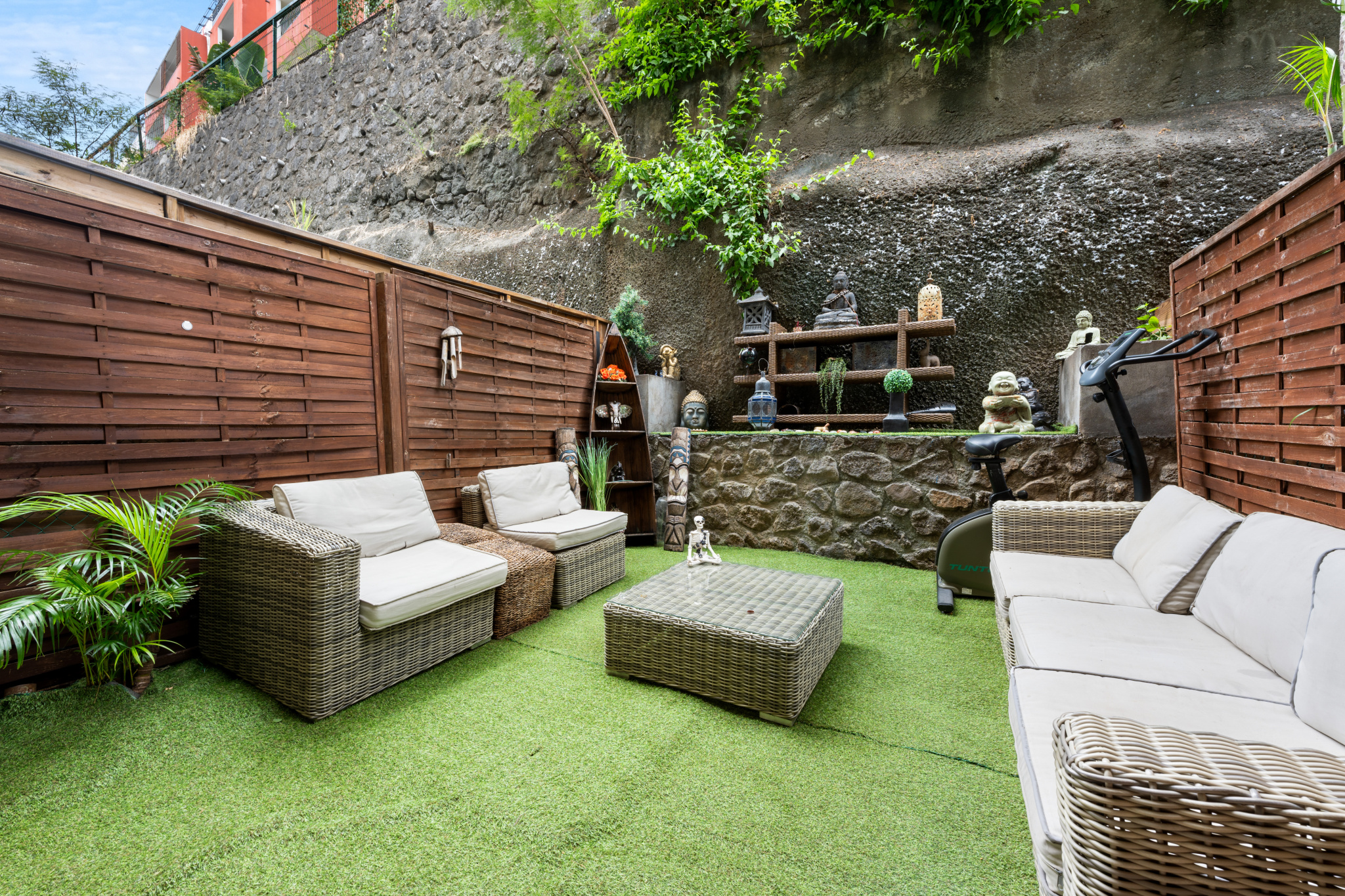 SAINT-DENIS (97400)   Studio libre 25m2 avec jardin privatif - 1