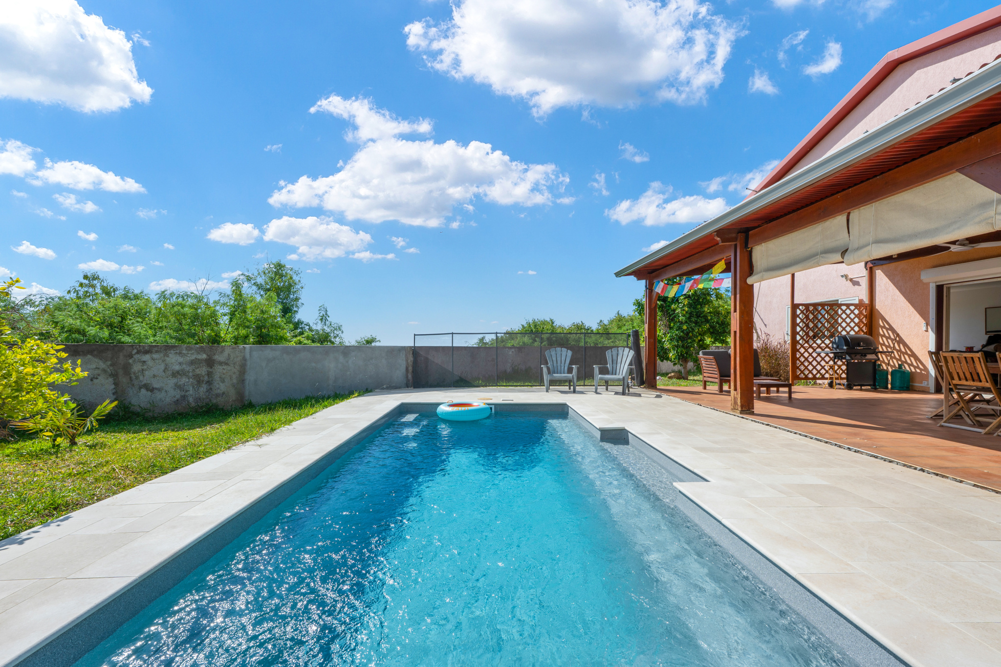 ST DENIS (BAS DE LA BRETAGNE) - VILLA T5 AVEC PISCINE - 1