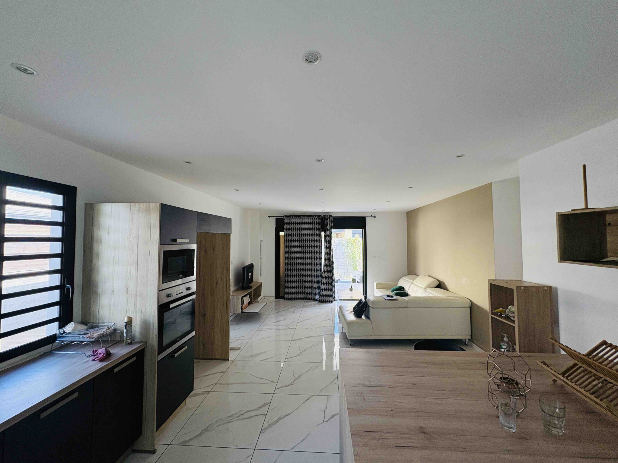 MAISON RECENTE T4 LE PORT (RIVIERE DES GALETS) - 1