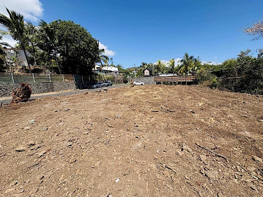 EXCLUSIVITE A LA POSSESSION (BOEUF MORT) -  5 PARCELLES DE TERRAIN
