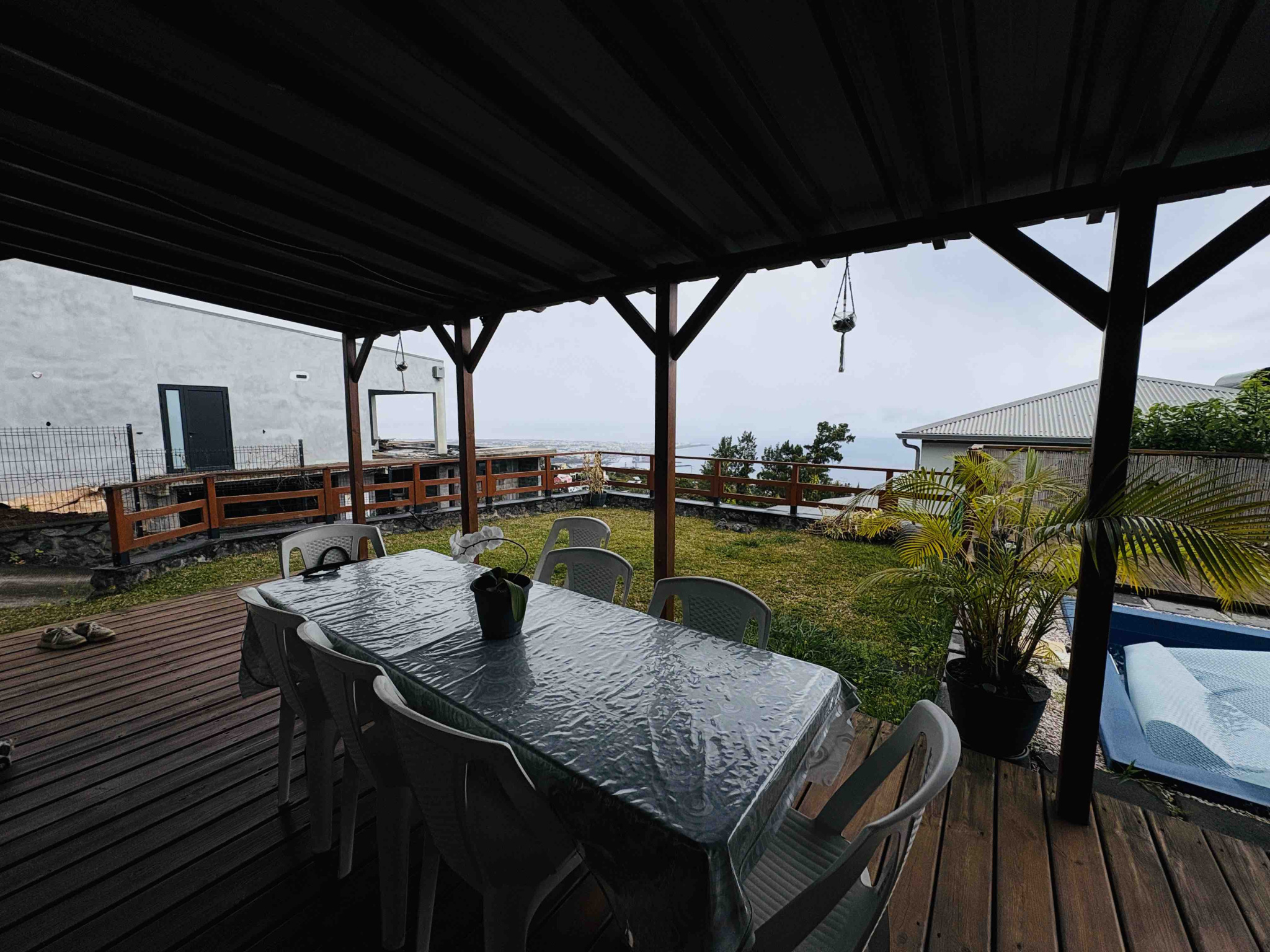 MAISON T4 117 m2 AVEC PISCINE A LA POSSESSION (QUARTIER RAVINE A MALHEUR) - 1