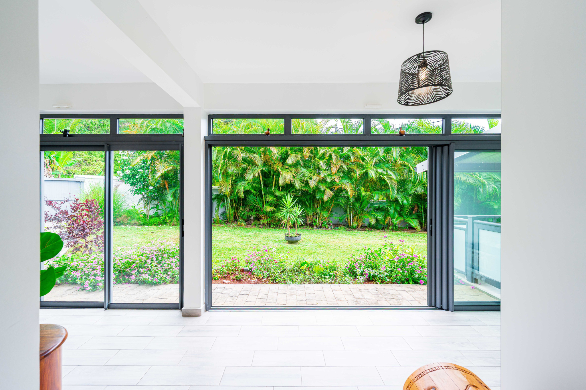 SAINT JOSEPH - MAGNIFIQUE VILLA 125 M2 Habitable et 160 M2 utile AVEC PISCINE TERRAIN 1 066 m2