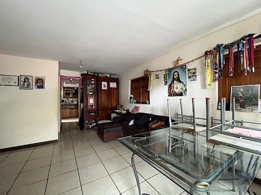 SAINT DENIS (BELLEPIERRE) - Maison - A deux pas du CHU - Louée