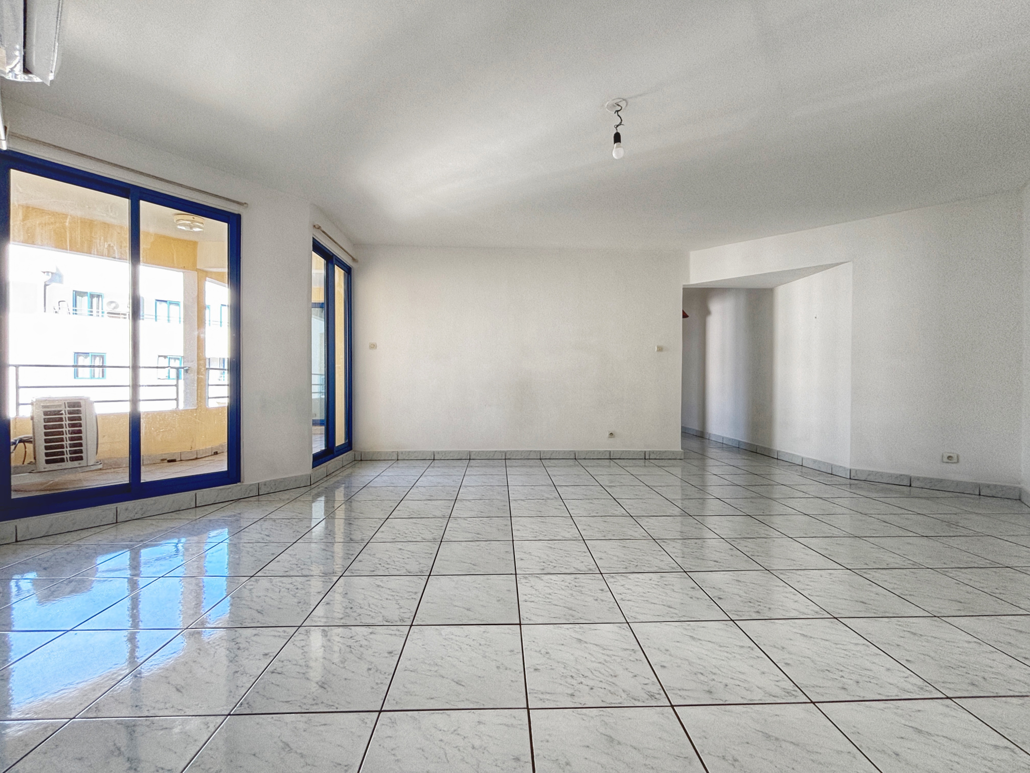 SAINT DENIS - APPARTEMENT T2 LIBRE (Résidence ARCADINE) - 1