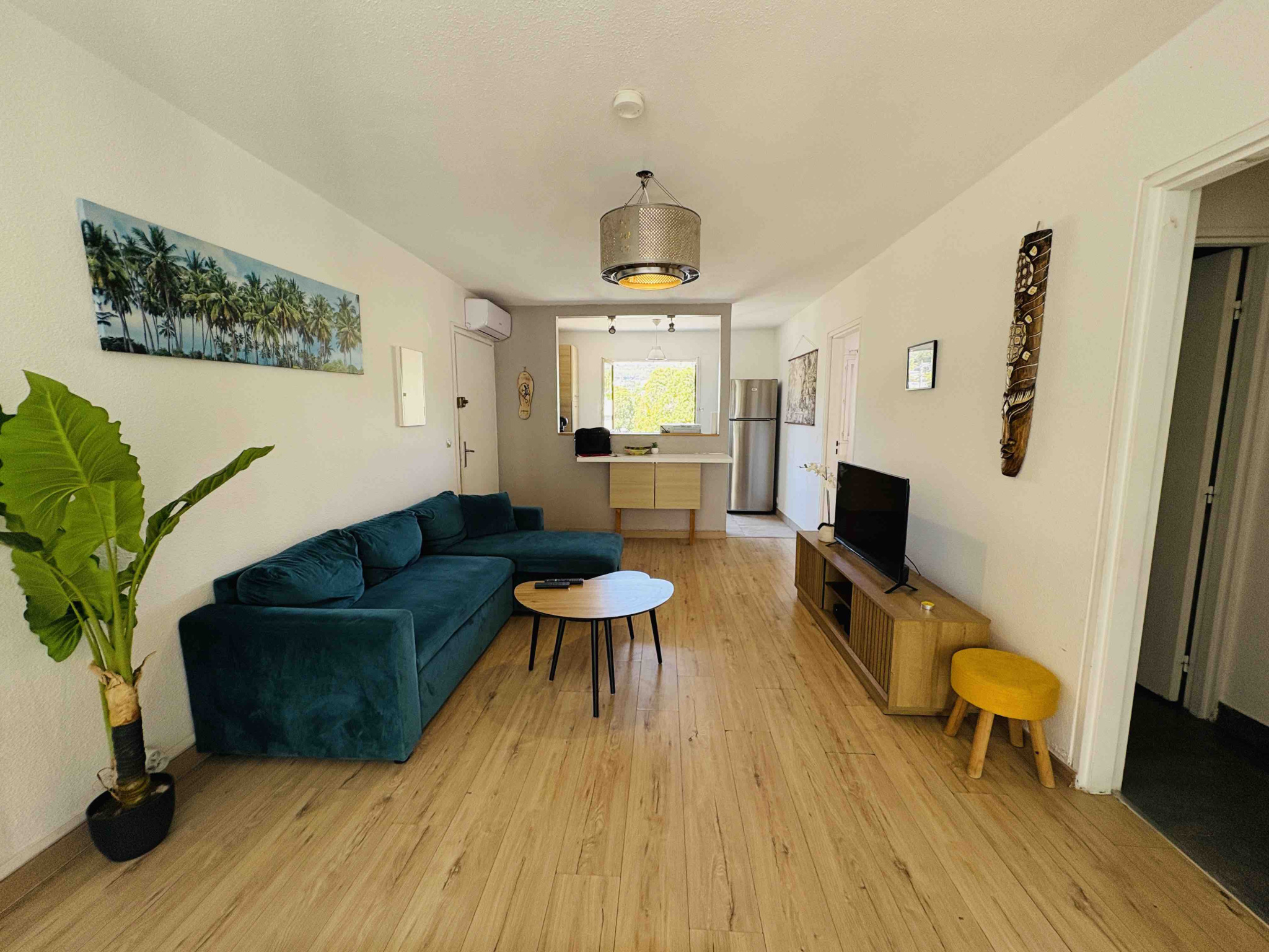 SAINT GILLES LES BAINS (CENTRE VILLE) - APPARTEMENT T3 - 1