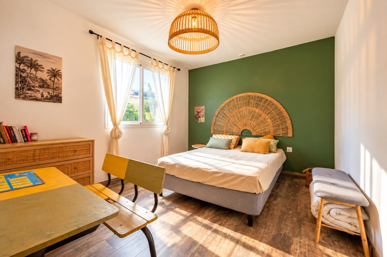 BOIS DE NEFLES STE CLOTILDE - VILLA T6 CHEMIN FINETTE